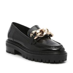 **Like New** Steve Madden Loafers